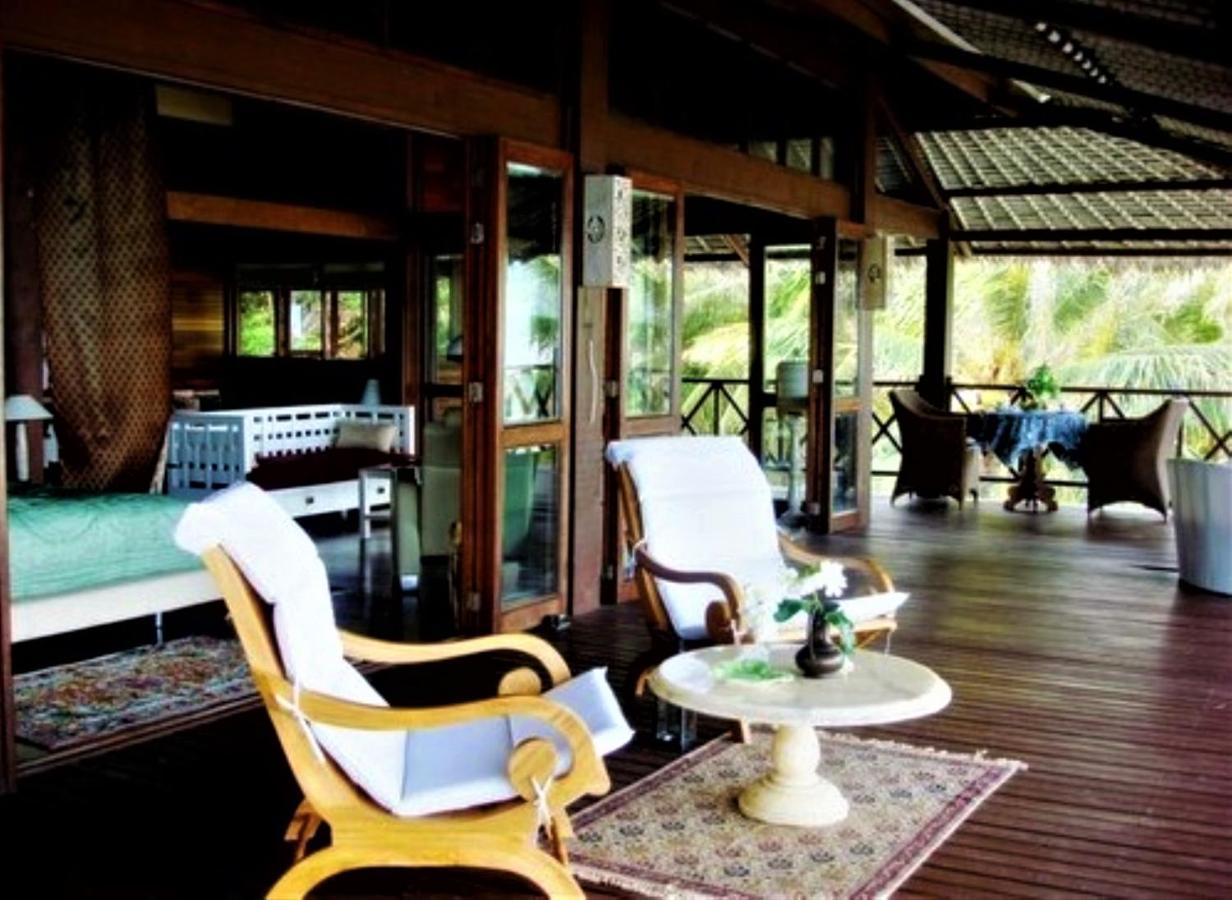 Breve Azurine Lagoon Resort Karimunjawa-Inseln Exterior foto